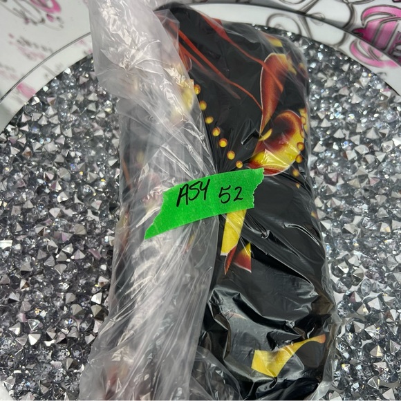 Dress floral swirls roses flowers Black and Yellow Floral Sleeveless unique - Picture 11 of 11